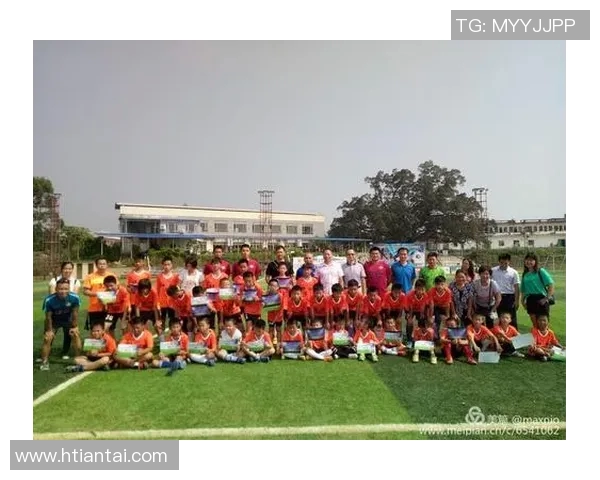 踢足球明星照片领取活动开启快来参与赢取你的偶像专属照片